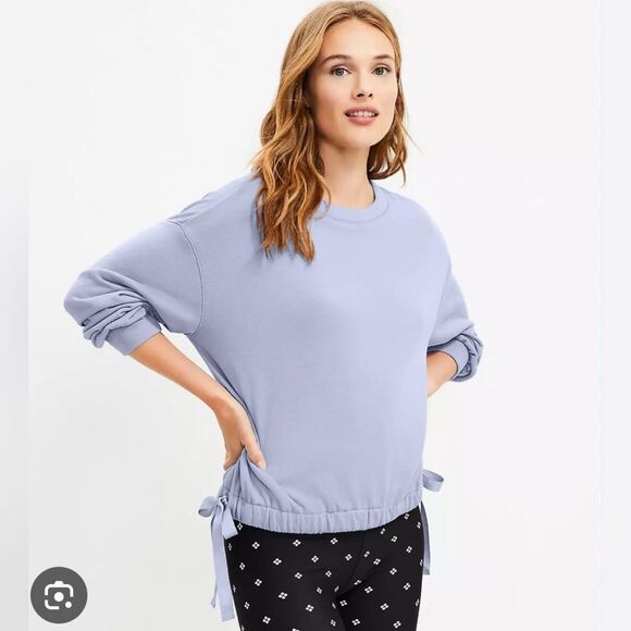 Lou & Grey Side Tie Elastic Waist Fluffy Sweatshirt Periwinkle Hydrangea M - Picture 1 of 10